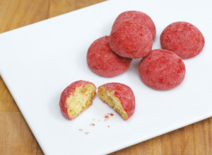 スノーボールクッキー苺